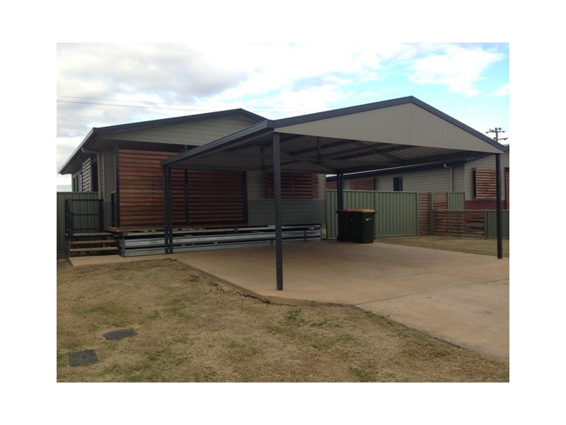 1b  Pendula Lane, Blackwater QLD 4717