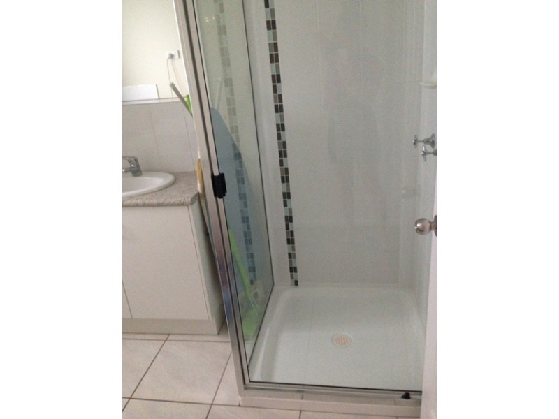 1b  Pendula Lane, Blackwater QLD 4717