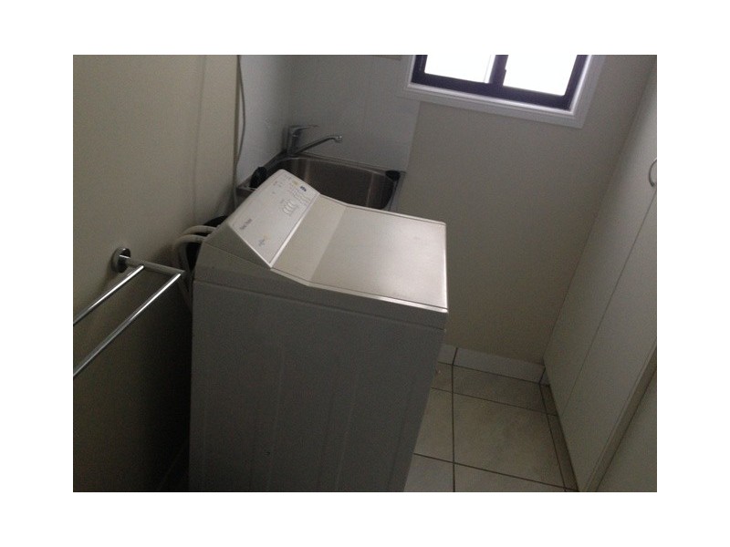 1b  Pendula Lane, Blackwater QLD 4717