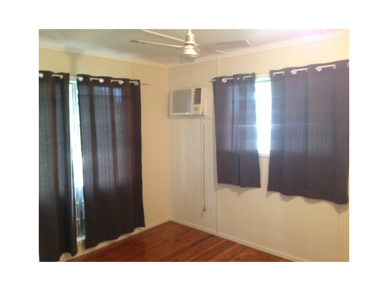 28 Long Street, Blackwater QLD 4717