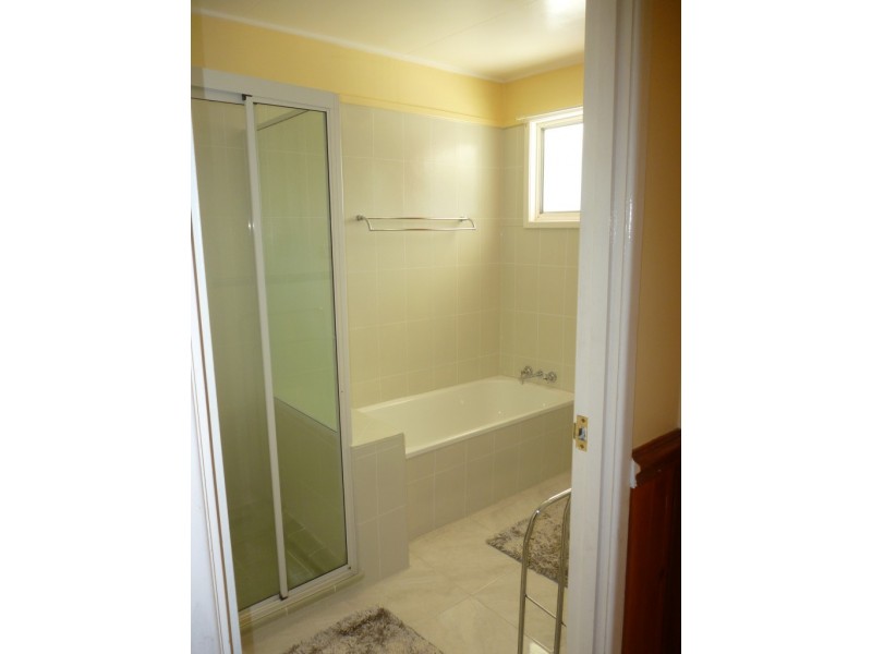 12 Bauman Way, Blackwater QLD 4717