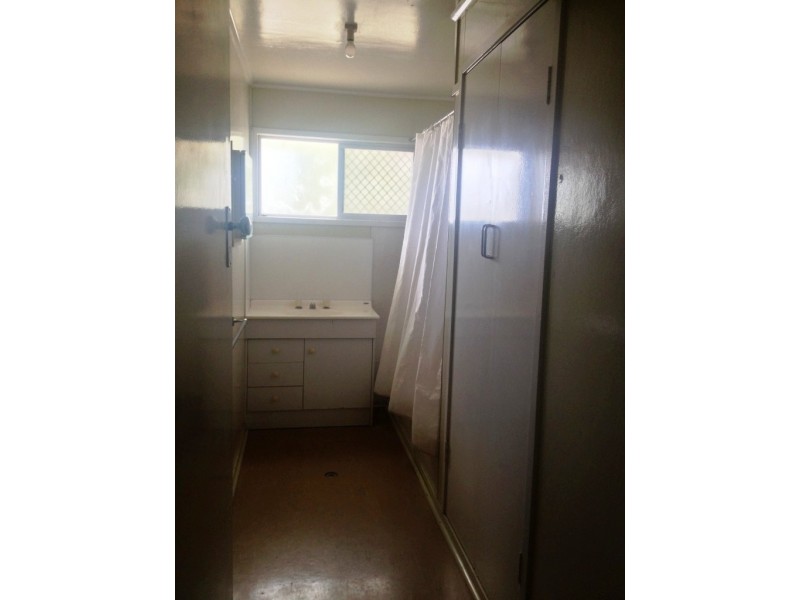 76 ARTHUR STREET, Blackwater QLD 4717