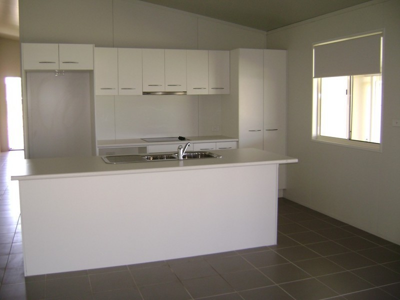 35 Bauman Way, Blackwater QLD 4717