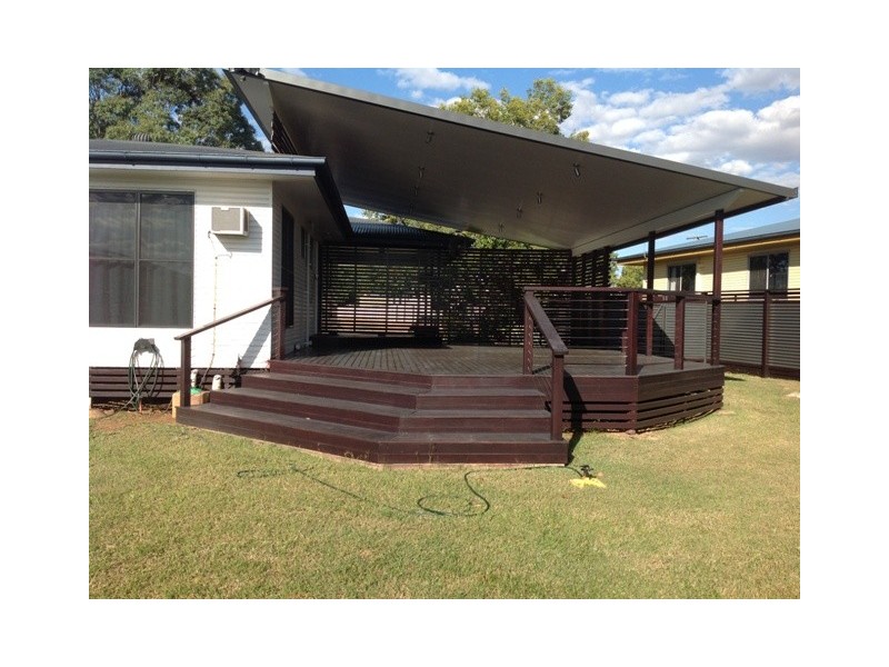 32 Littlefield Street, Blackwater QLD 4717