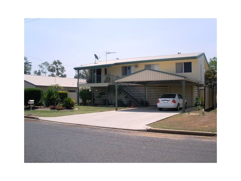 24 Birt Street, Blackwater QLD 4717