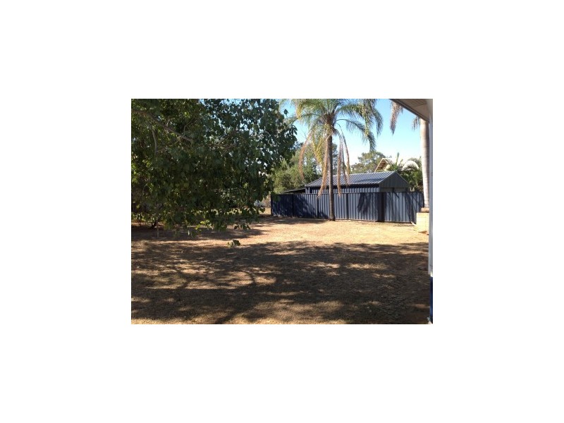 62 Acacia Street, Blackwater QLD 4717