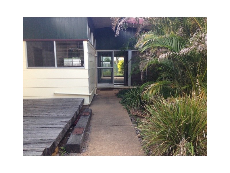 9 Bottletree Avenue, Blackwater QLD 4717