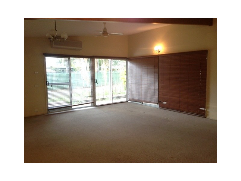 9 Bottletree Avenue, Blackwater QLD 4717