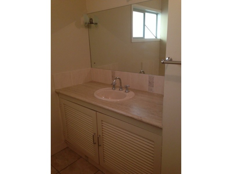 9 Bottletree Avenue, Blackwater QLD 4717