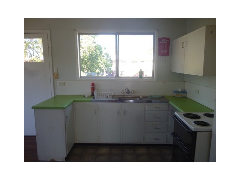 21 Gum Street, Blackwater QLD 4717