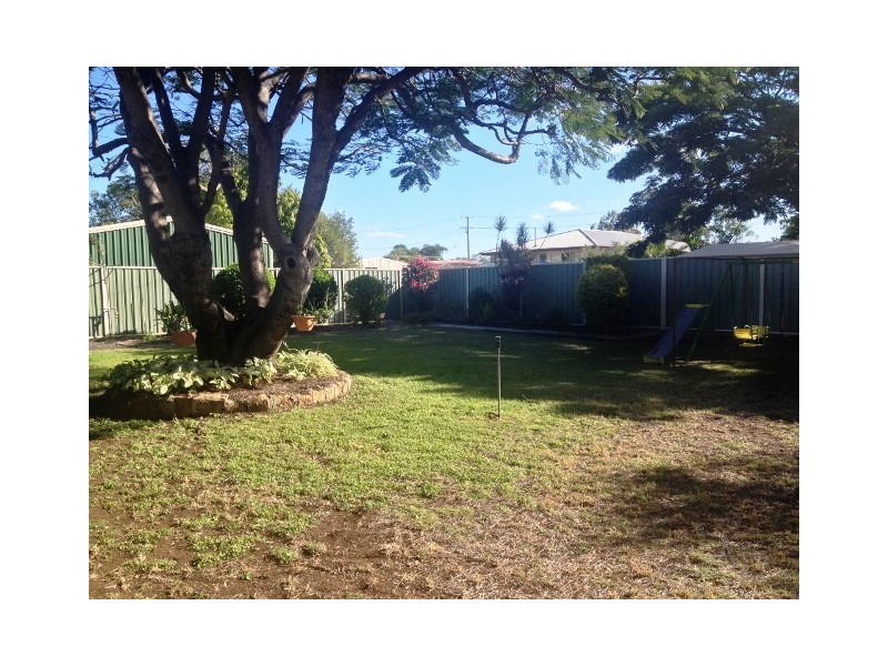 62 Arthur Street, Blackwater QLD 4717