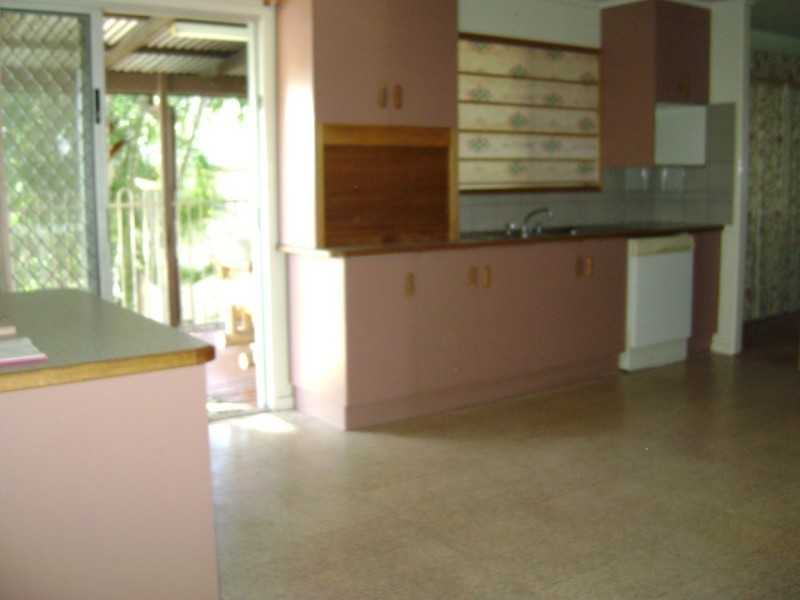 12 Conachan Street, Blackwater QLD 4717