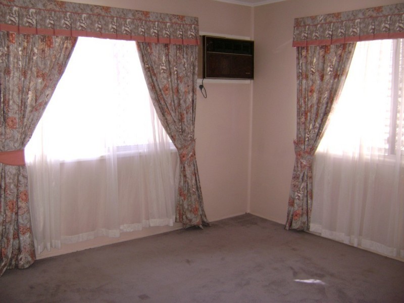 12 Conachan Street, Blackwater QLD 4717