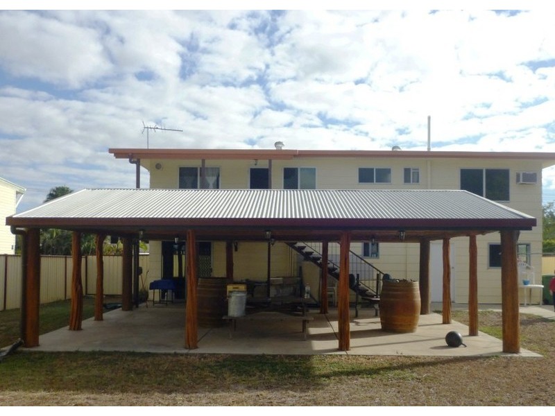 25 Lawless Street, Blackwater QLD 4717