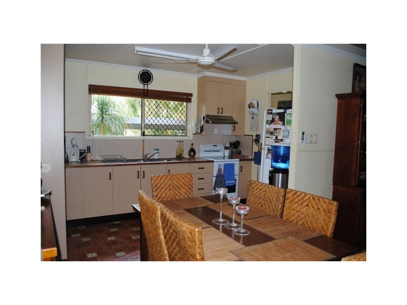 28 Seeman Street, Blackwater QLD 4717