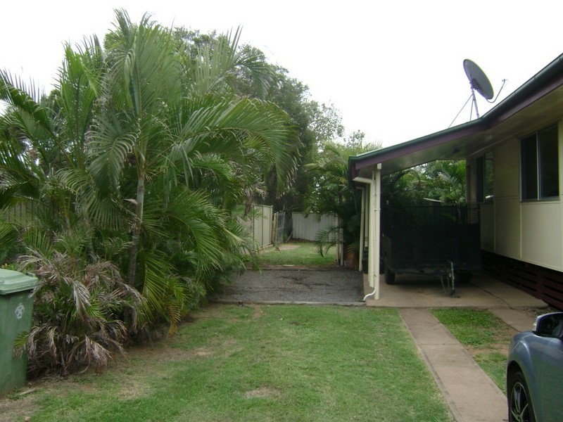 60 Arthur Street, Blackwater QLD 4717