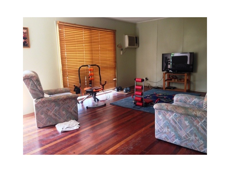 17 Conachan Street, Blackwater QLD 4717