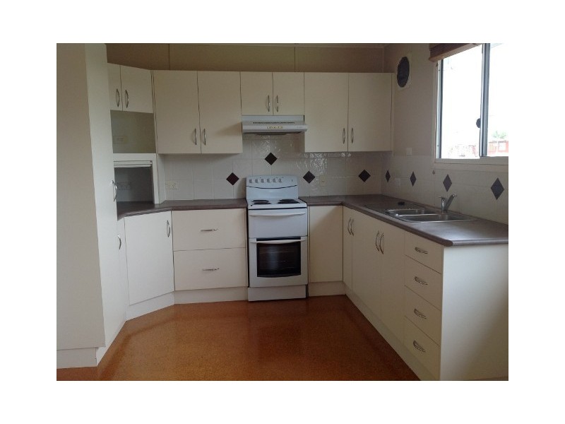 9 Columba, Blackwater QLD 4717