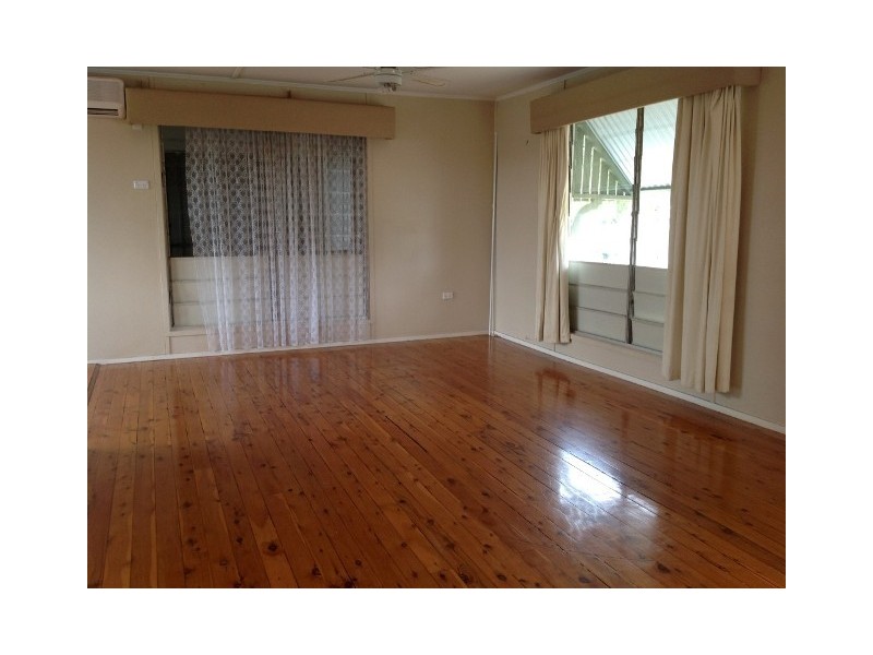 9 Columba, Blackwater QLD 4717