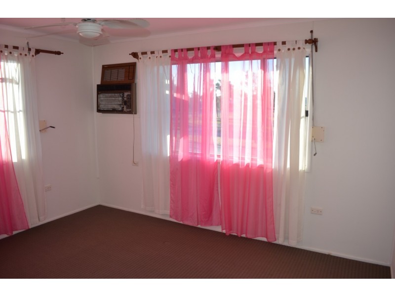 75 Bauman Way, Blackwater QLD 4717