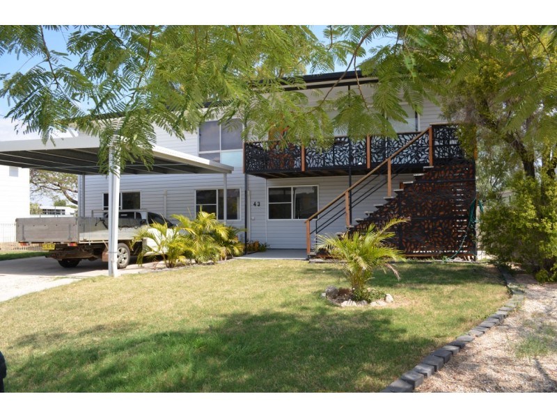 43 Bremner Street, Blackwater QLD 4717