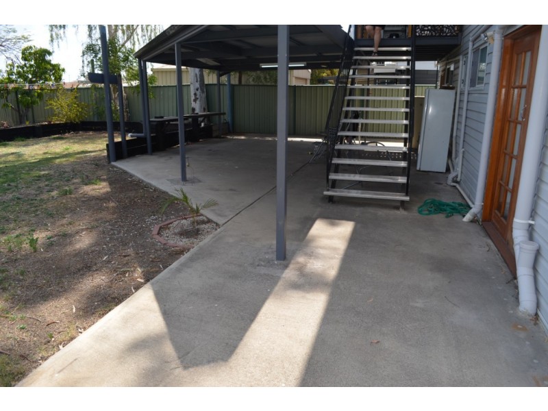43 Bremner Street, Blackwater QLD 4717