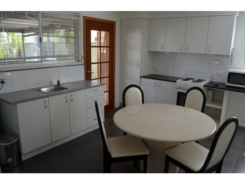 43 Bremner Street, Blackwater QLD 4717