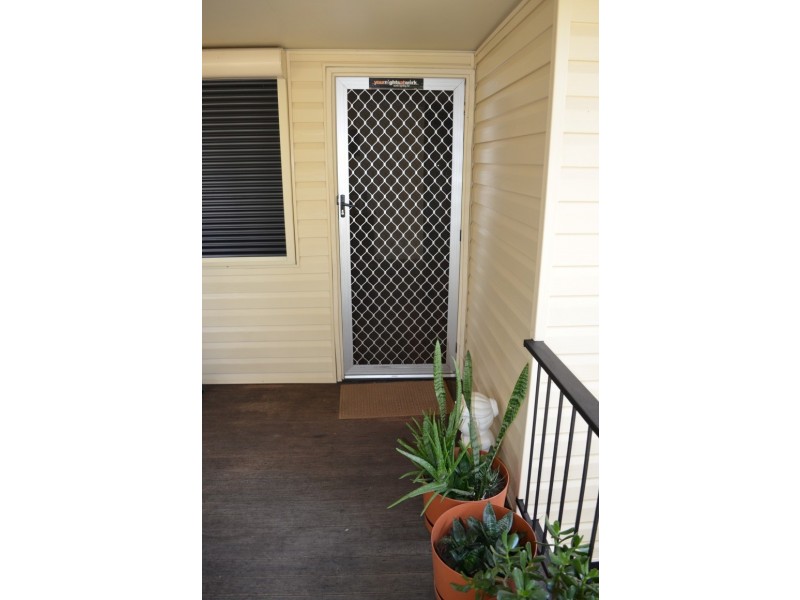 16 Ironbark Street, Blackwater QLD 4717