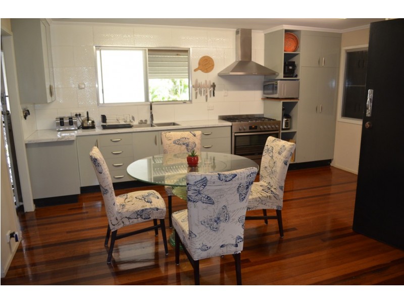 16 Ironbark Street, Blackwater QLD 4717