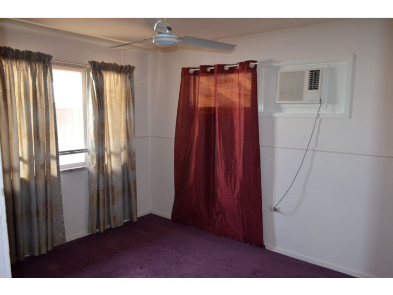 18 Fay Street, Blackwater QLD 4717