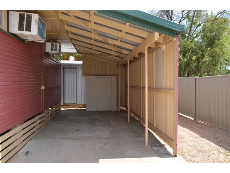 18 Fay Street, Blackwater QLD 4717