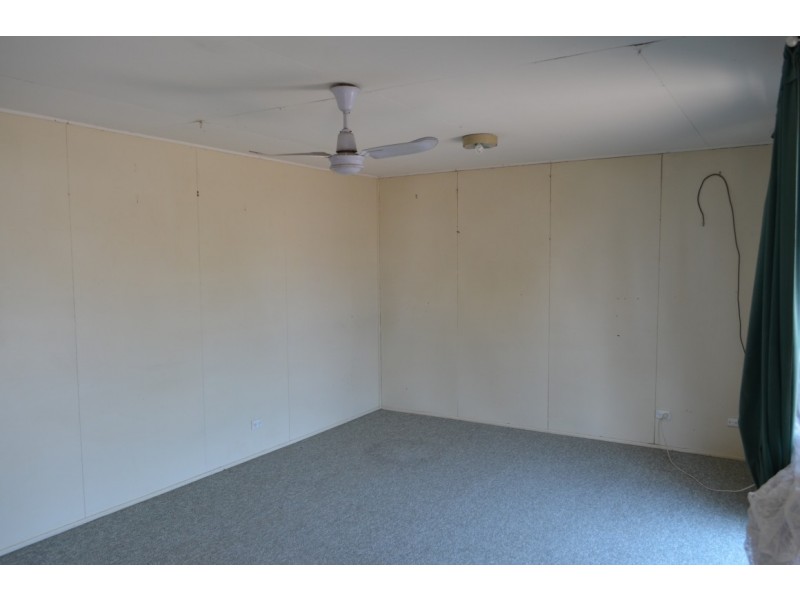 32 Conachan Street, Blackwater QLD 4717