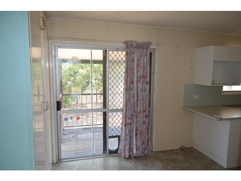 32 Conachan Street, Blackwater QLD 4717