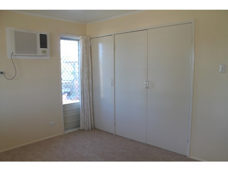 4 Adams Crescent, Blackwater QLD 4717