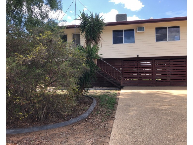 8 Birt Street, Blackwater QLD 4717