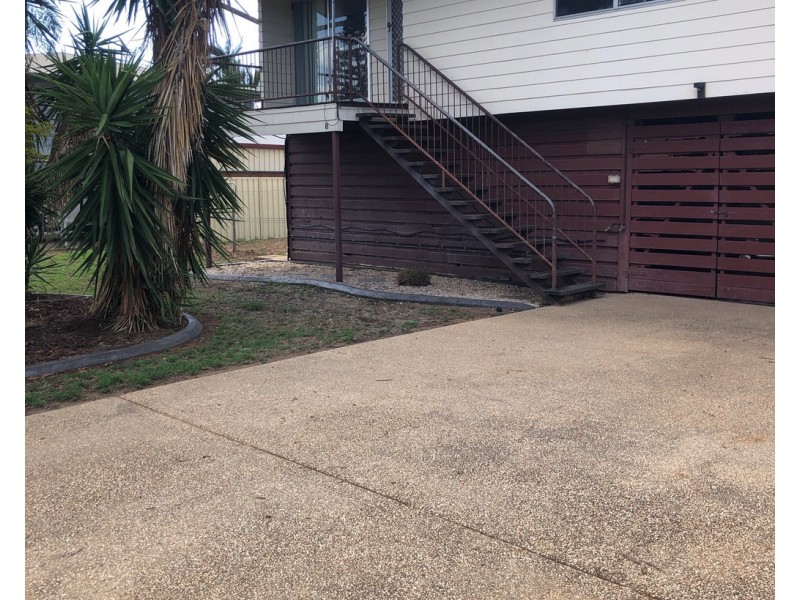 8 Birt Street, Blackwater QLD 4717