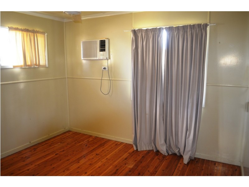 11 Sandalwood Street, Blackwater QLD 4717