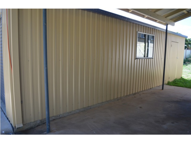 11 Sandalwood Street, Blackwater QLD 4717