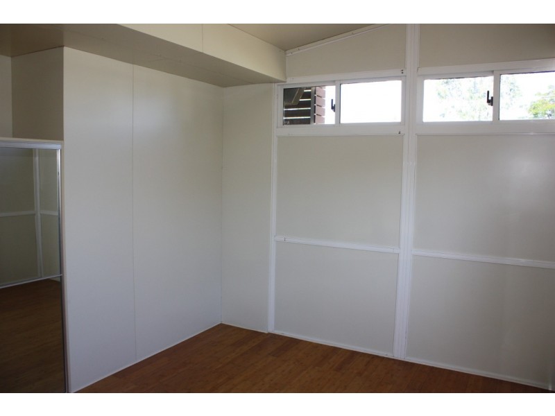 13 Long Street, Blackwater QLD 4717