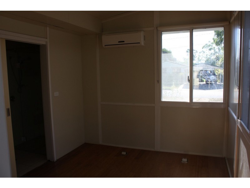 13 Long Street, Blackwater QLD 4717