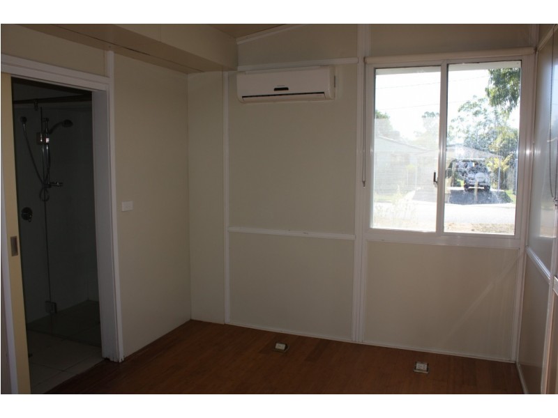 13 Long Street, Blackwater QLD 4717