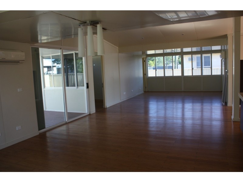 13 Long Street, Blackwater QLD 4717