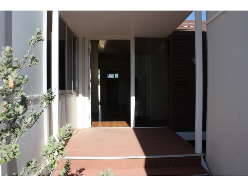 13 Long Street, Blackwater QLD 4717