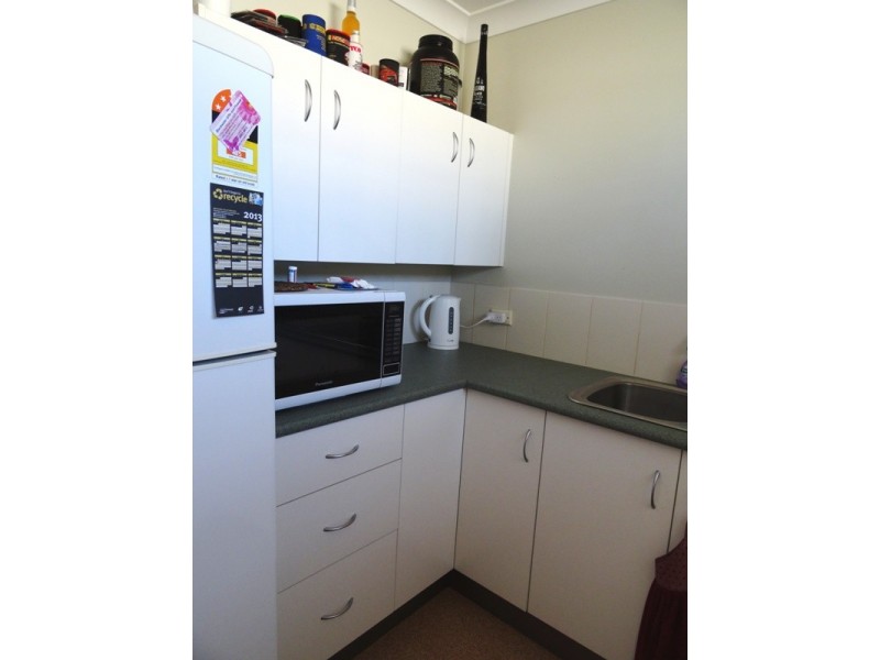 2 Fig Street, Blackwater QLD 4717
