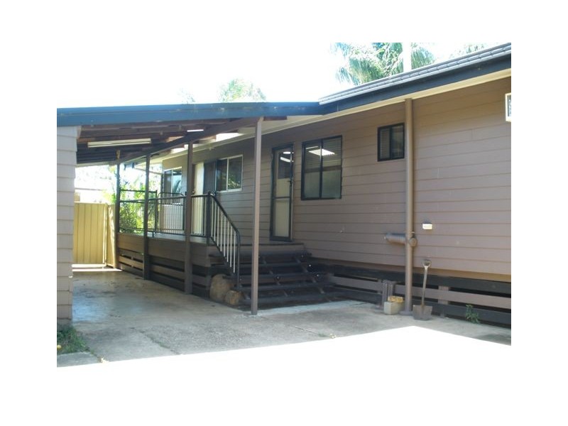 3 Birt Street, Blackwater QLD 4717