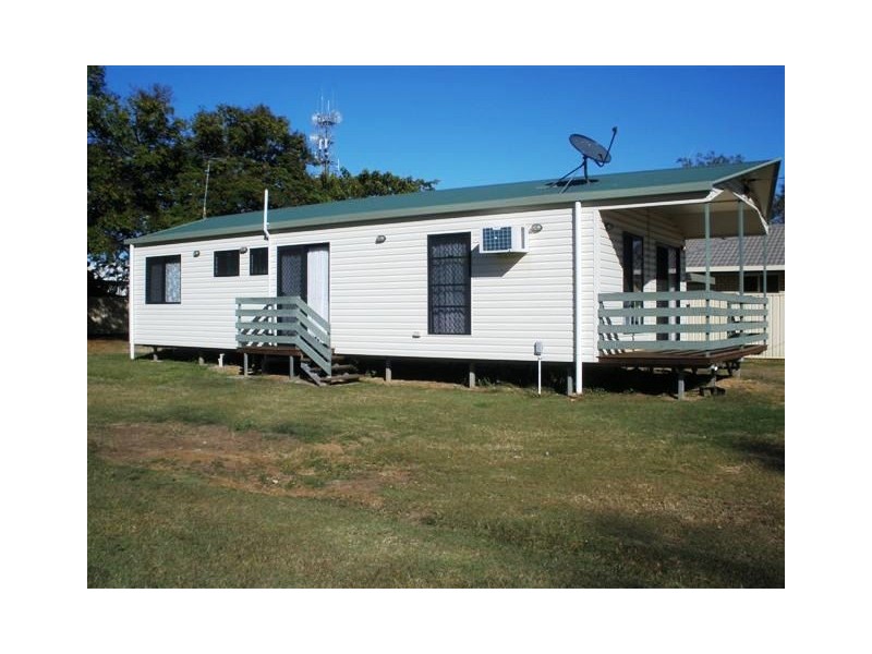 7 Oliffe Street, Blackwater QLD 4717