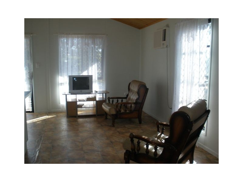 7 Oliffe Street, Blackwater QLD 4717