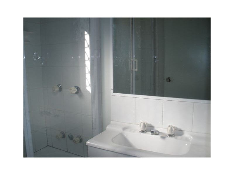 7 Oliffe Street, Blackwater QLD 4717