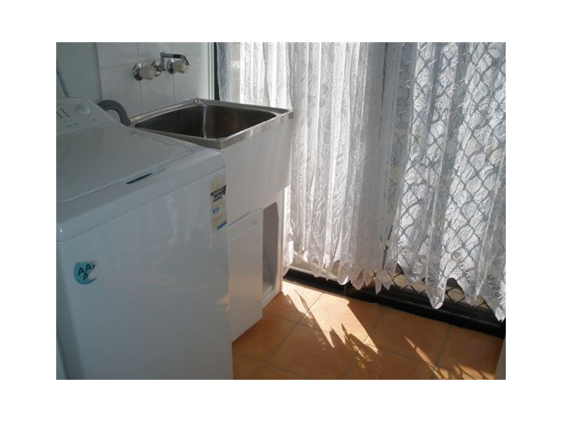 7 Oliffe Street, Blackwater QLD 4717