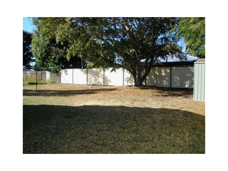 7 Oliffe Street, Blackwater QLD 4717